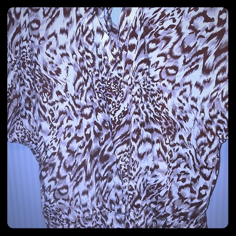 Blusa de tela suabe